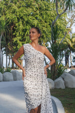 Load image into Gallery viewer, Geometric print drape dress