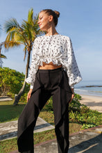 Load image into Gallery viewer, Geometric printed kaftan style drawstring top