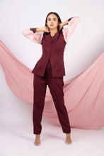 Load image into Gallery viewer, Tailored cigarette pants - Pranati Kejriwall