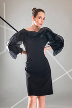 Load image into Gallery viewer, Dress with ruffle on sleeves